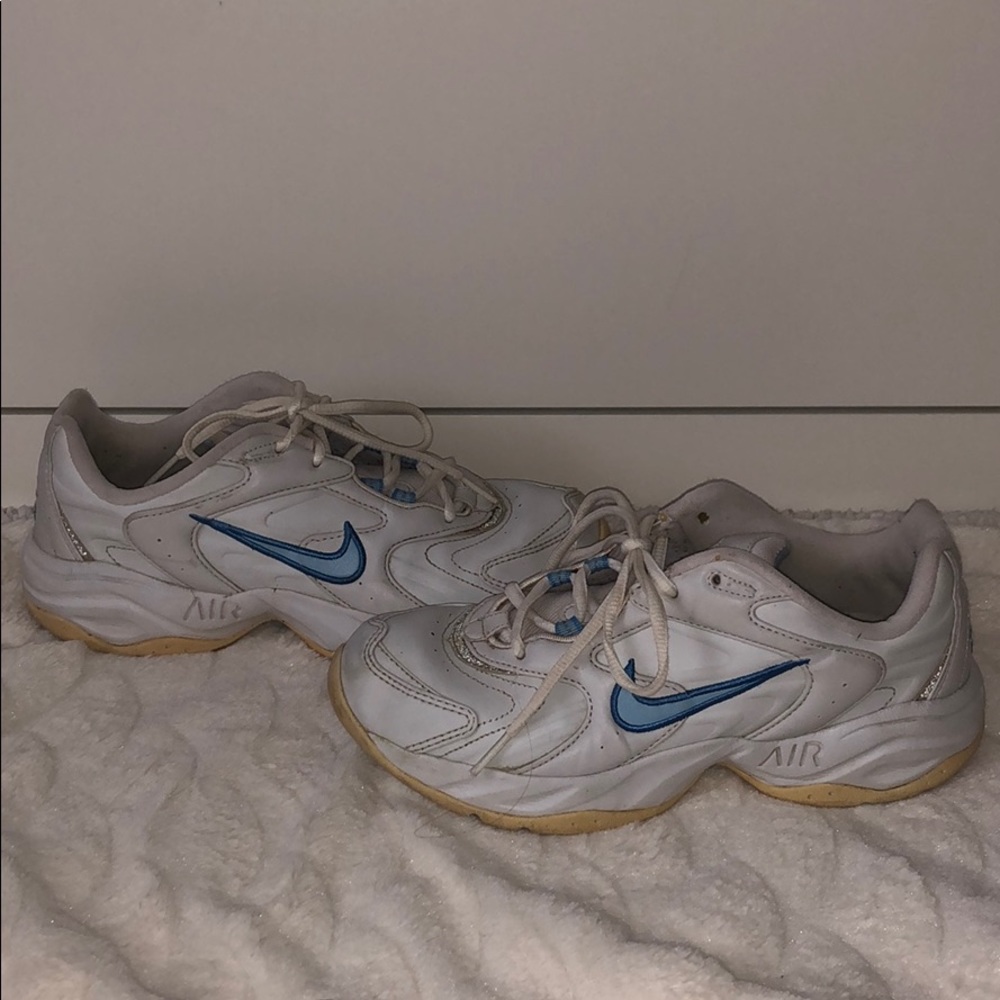 Nike air shoes - Picture 1 of 4